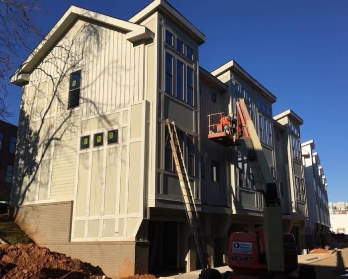 Commercial siding contractor